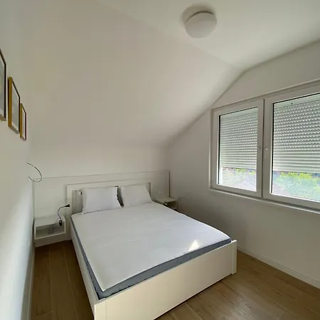 Luxury Danube Apartman Galambóc