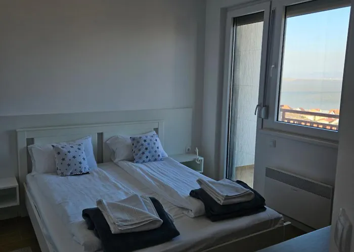 Luxury Danube 골루바츠